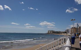 6 Del Cura Beach